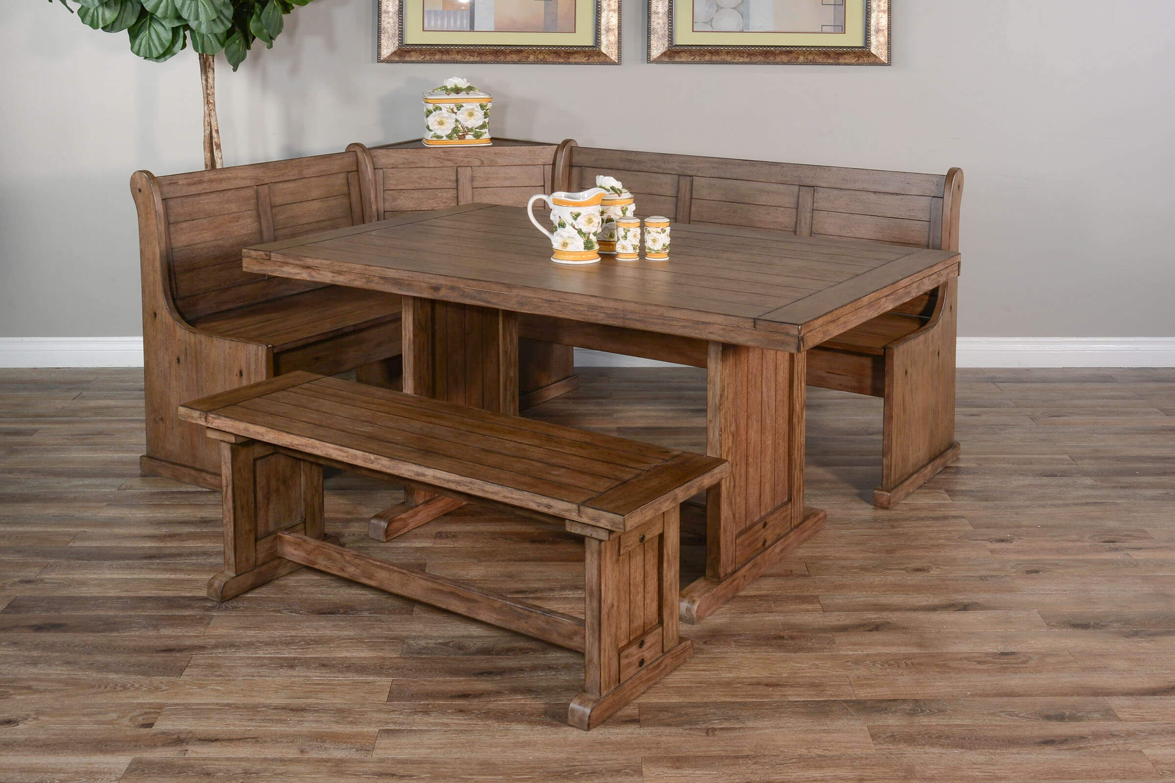 Sunny Designs Doe Valley Breakfast Nook