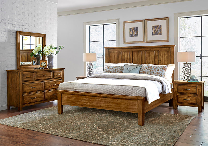 Artisan & Post Maple Road Queen Mansion Bed with Low Profile Footboard in Antique Amish