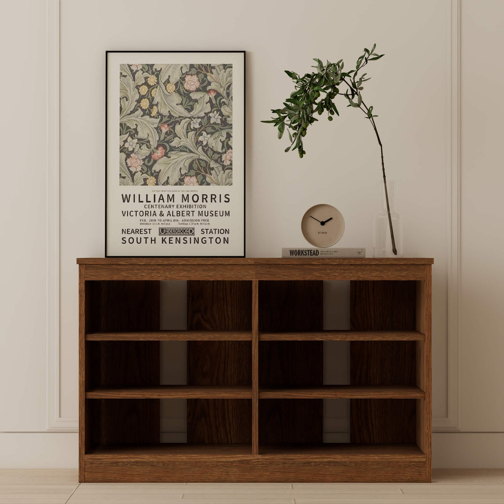 Perdue TV Media Console Leo Oak