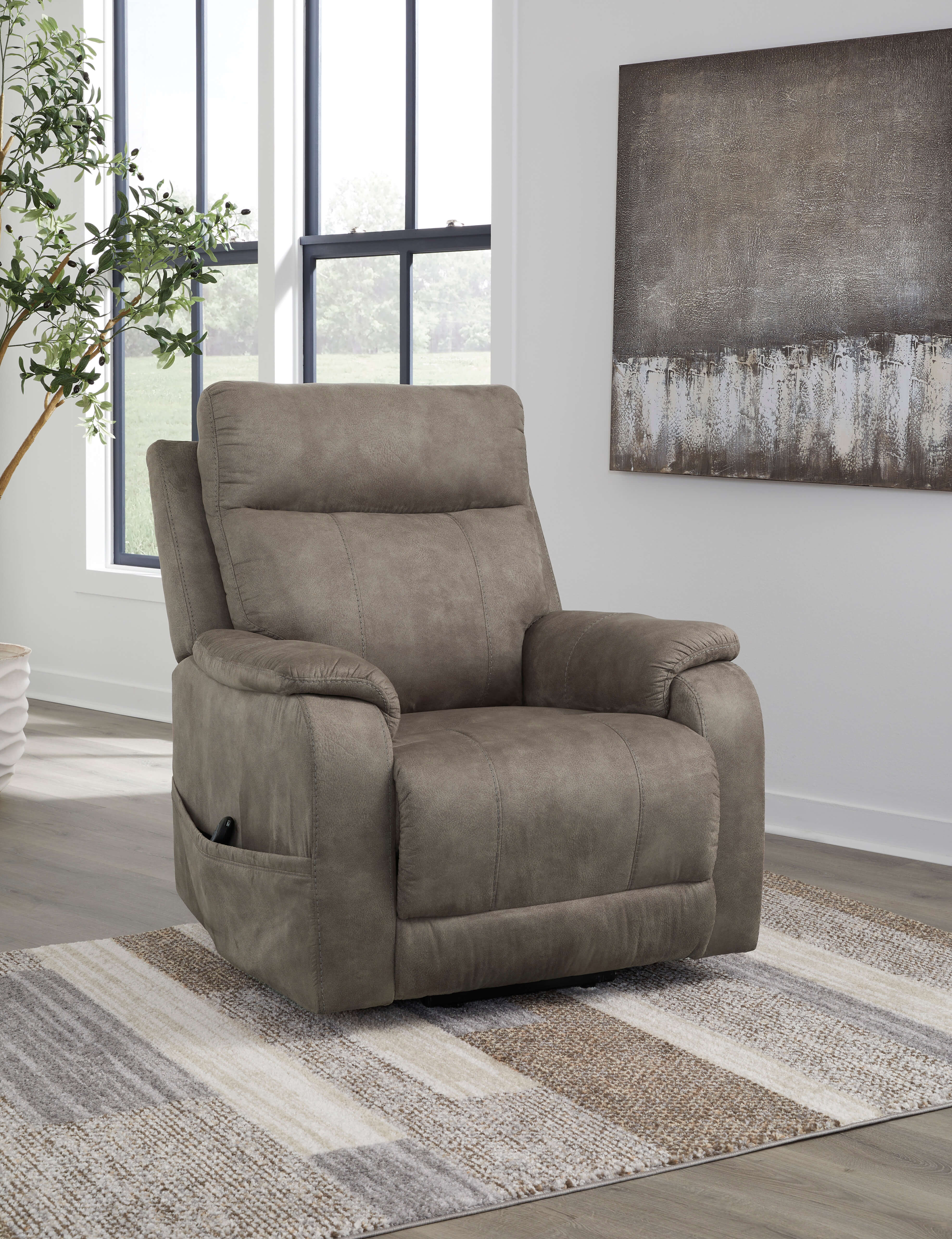 Crestmeade Power Lift Recliner in Fossil