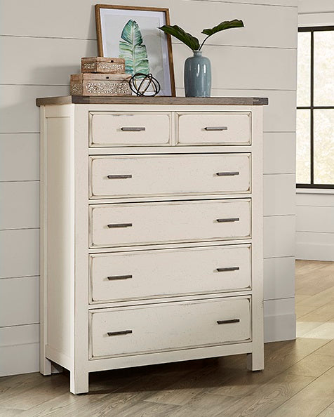 Vaughan-Bassett Chestnut Creek Chest in Alpaca/Greige