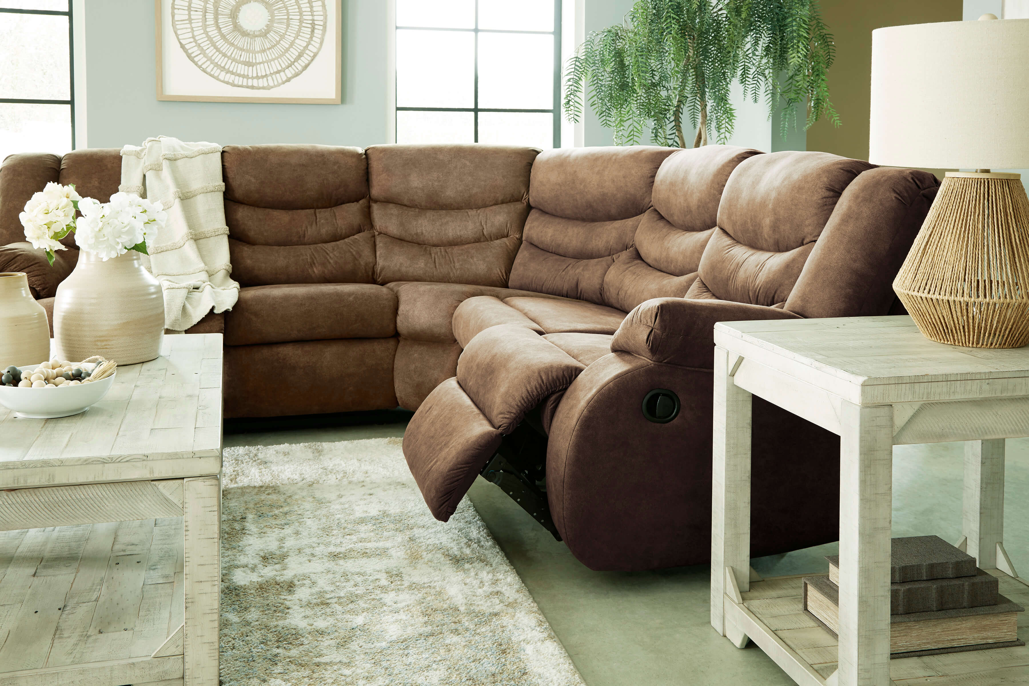 Partymate 2-Piece Reclining Sectional