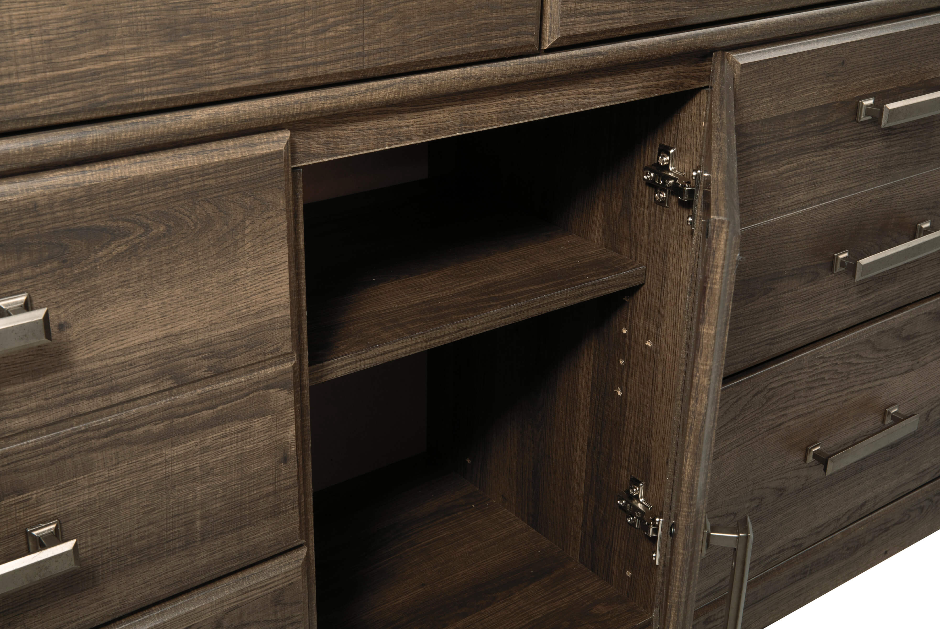 Juararo 6 Drawer & 1 Cabinet Dresser