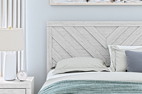 Cayboni Queen Panel Bed