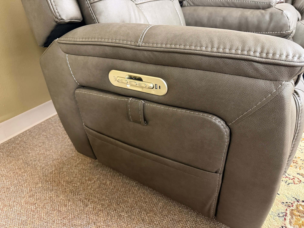 MotoMotion Power HR Sofa W/ Heat & Air Massage