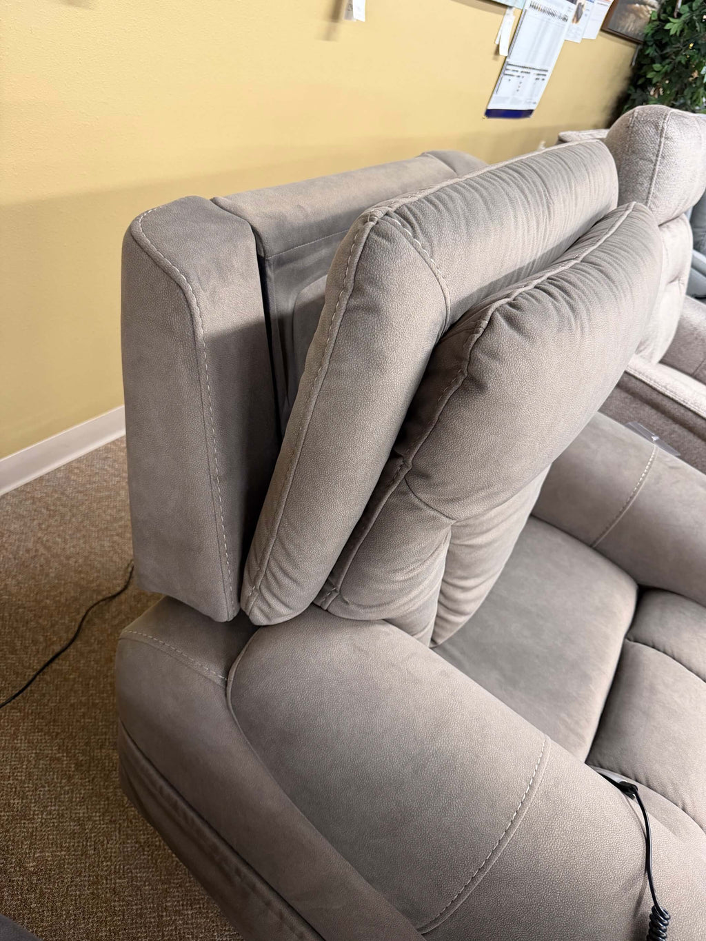 MotoMotion M00381 Lift Recliner in Arula Mink W/ Heat & Air Massage